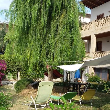 Tre cammelli in collina Villa Montesilvano Marina Esterno foto