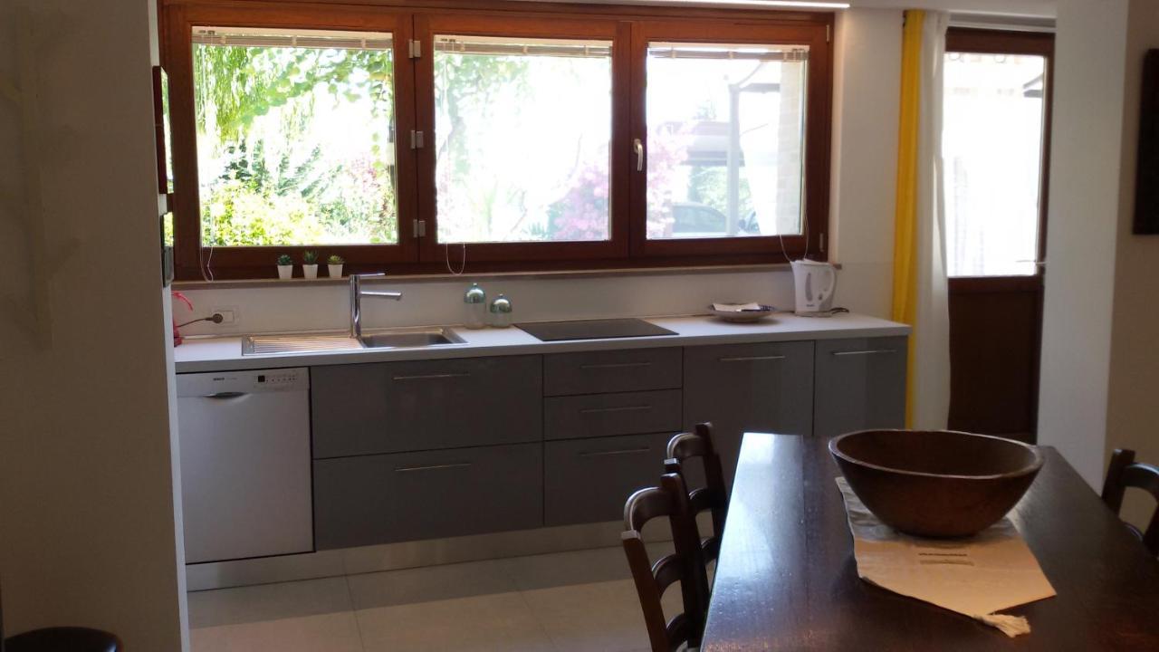 Tre cammelli in collina Villa Montesilvano Marina Esterno foto
