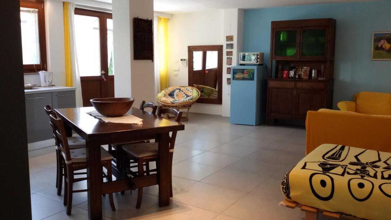 Tre cammelli in collina Villa Montesilvano Marina Esterno foto